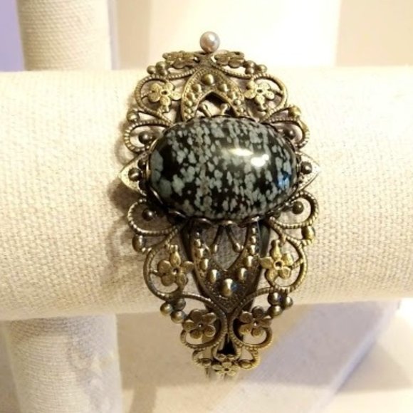 OBSIDIAN SNOWFLAKE* CUFF BRACELET* ANTIQUED BRASS*HAND CRAFTED* - Picture 1 of 4
